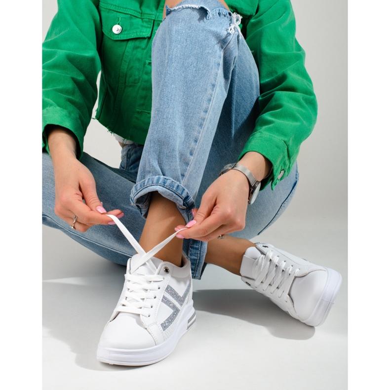 Shelovetin valkoiset lenkkarit, joissa on piilokiila valkoinen 1