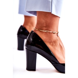 Alberto Violli Naisten lakatut pumput mustassa pylväässä 4