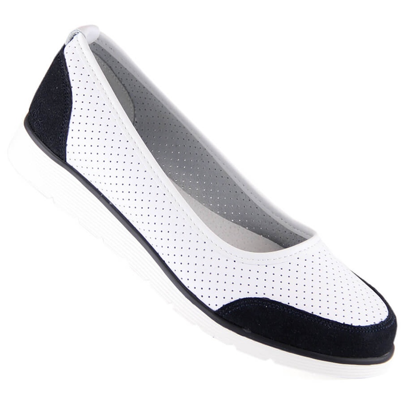 Naisten harjakattoiset valkoiset nahkabalerinat Filippo DP4524 valkoinen 1