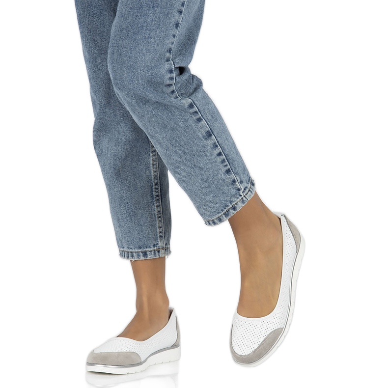 Naisten harjakattoiset nahkabalettitassut Filippo Dp4524/23 valkoinen 8