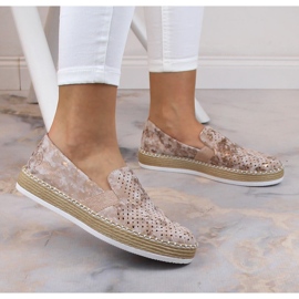 Mukavat naisten harjakattoiset vaaleanpunaiset kultaiset slip-on kengät Rieker L7852-31 kultainen 1