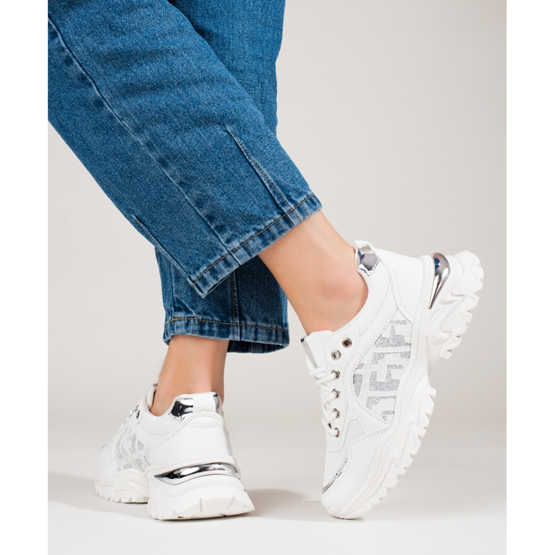 Mukavat valkoiset Shelovet-urheilukengät valkoinen 2