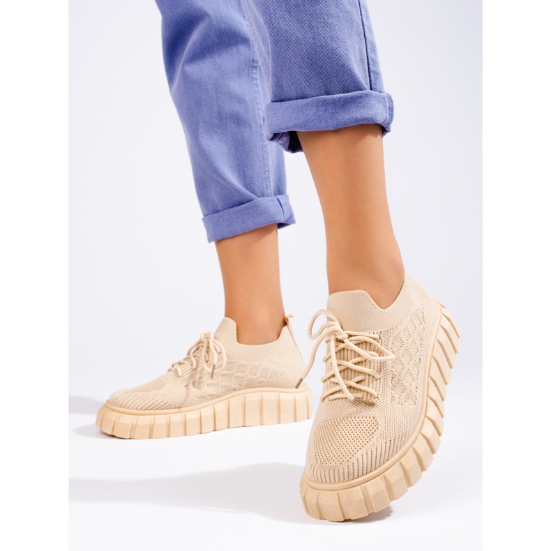 Naisten beigenväriset Shelovet-kankaiset urheilukengät 2