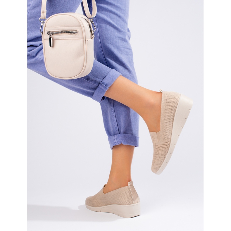 Shelovetin vaalean beige-kankaiset kiilakengät 2