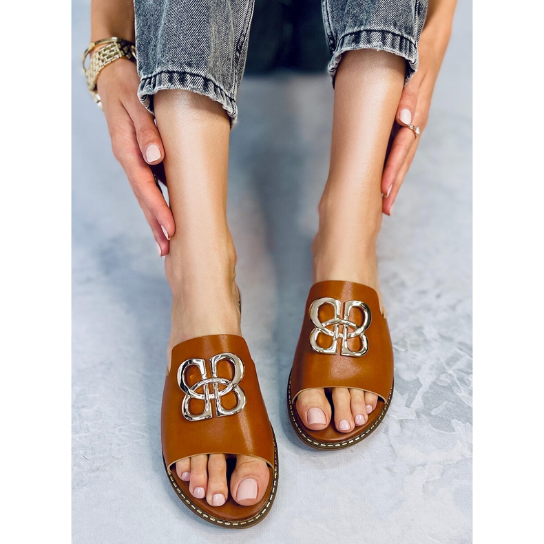 Ebony Camel naisten tossut ruskea 1