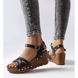 Audricin mustat kiila sandaalit 1