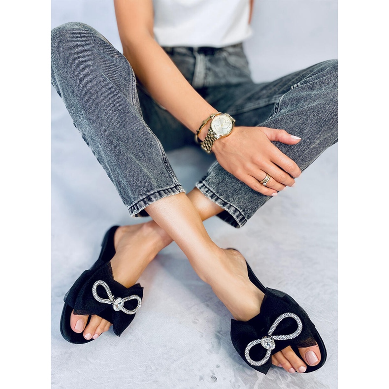 BM Monique Black rusettossut musta 1