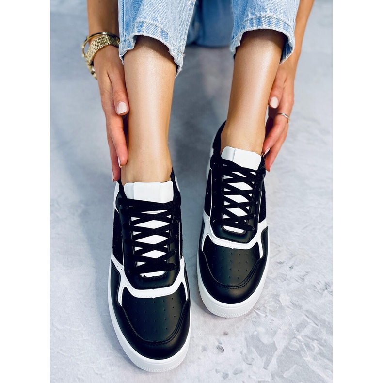 Dixon Black naisten tennarit musta 1