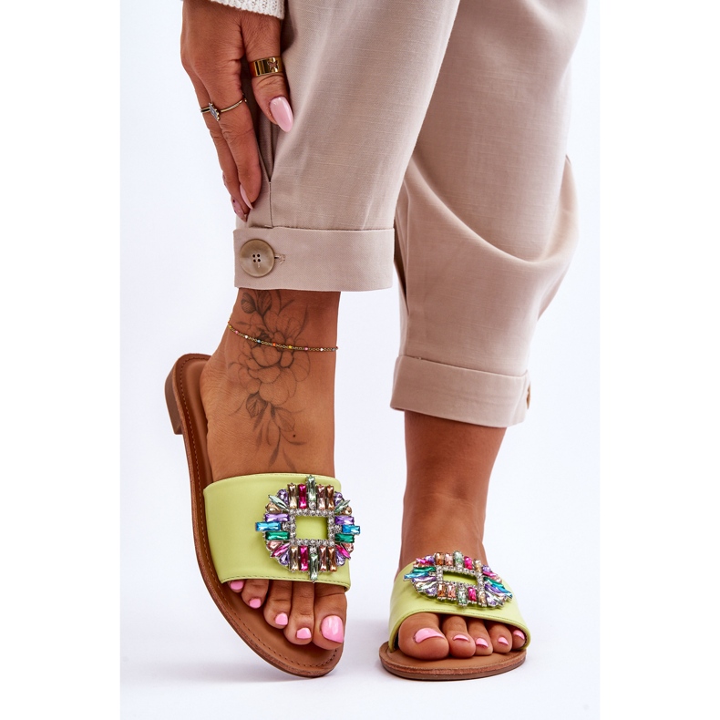 Naisten muodikkaat tossut vihreällä Halsey-koristeella 1