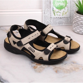 Mukavat naisten urheilusandaalit tarranauhalla beige Rieker 64582-60 12