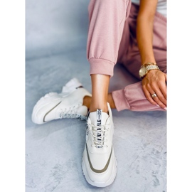 BM Kiraly Beige lenkkarit 2