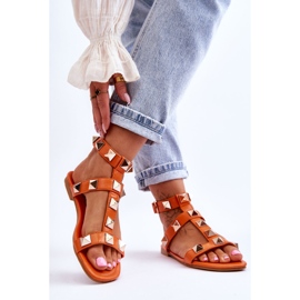 Naisten nahkasandaalit suurilla nappeilla Oranssi Mishigan 2