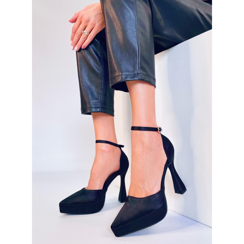 BM Carlie Black alustapumput musta 1