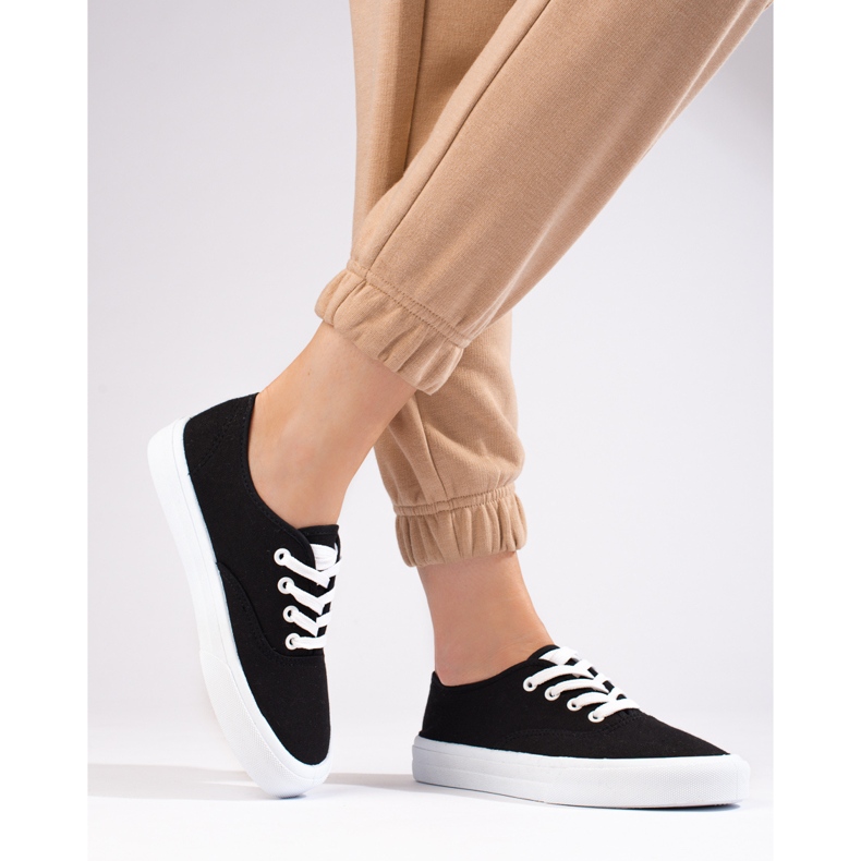 Klassiset naisten nauhalliset lenkkarit Shelovet musta 2