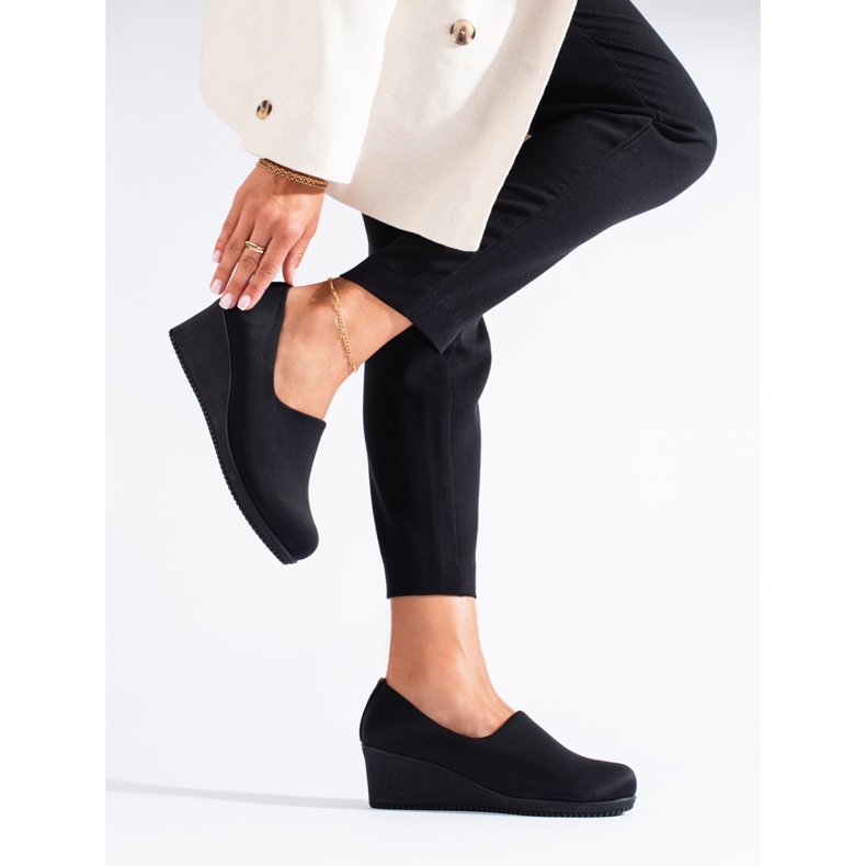 Mustat kangaskengät T.Sokolskilta 1