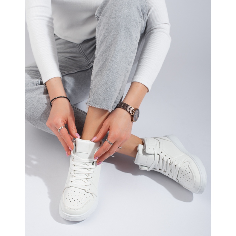 Shelovetin valkoiset korkeat lenkkarit valkoinen 1