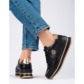 Mustat nahkaiset tennarit Shelovet-alustalla 1