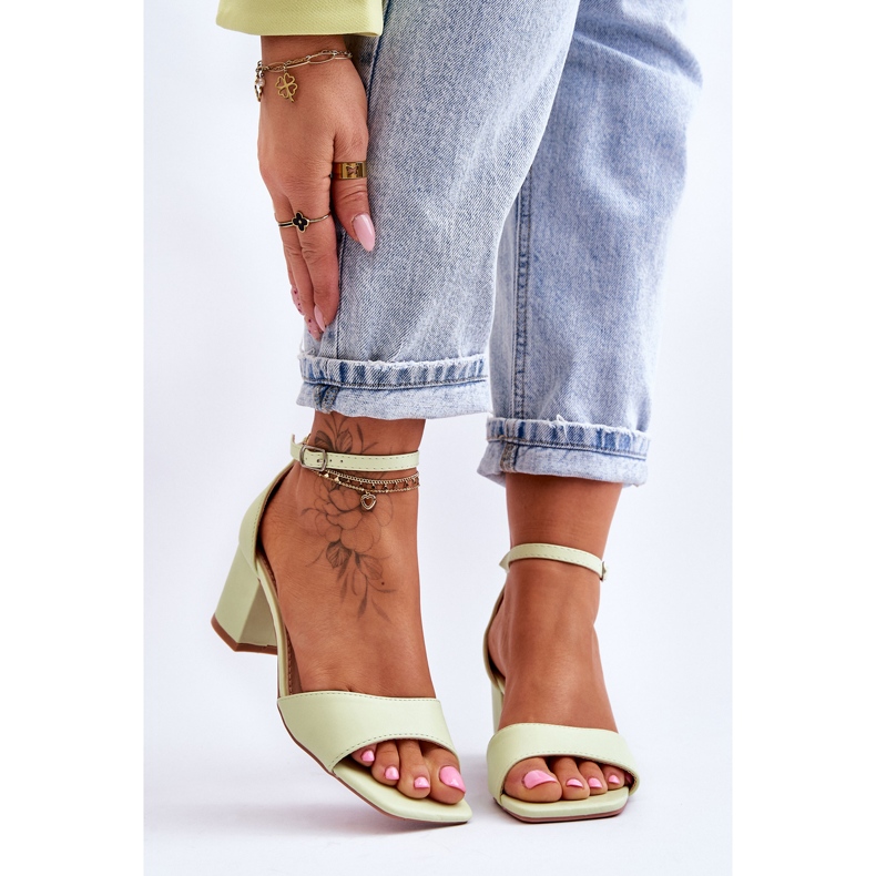 PG1 Eko-nahkasandaalit matalakorkoisella vaaleanvihreä Whitney 1