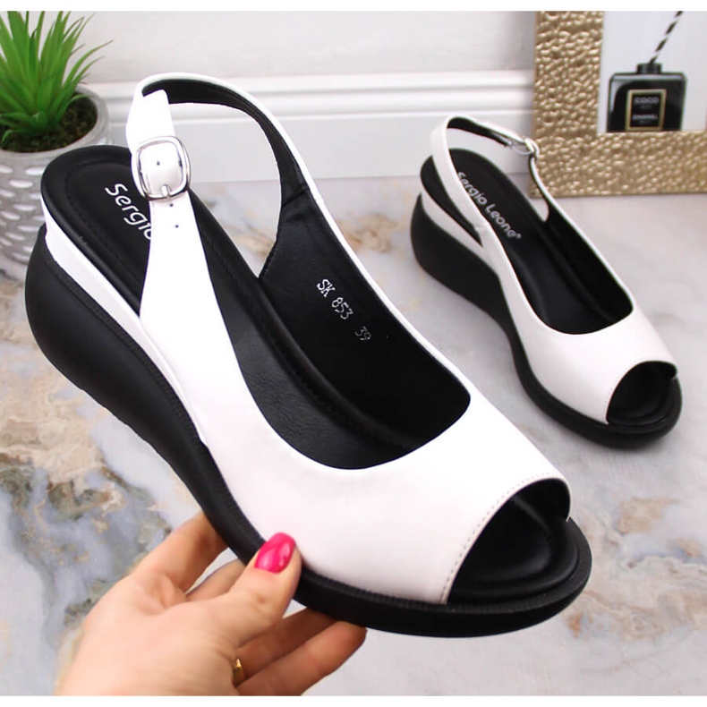 Naisten valkoiset kiila sandaalit Sergio Leone SK853 valkoinen 1