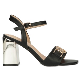 Filippo Naisten sandaalit kultaisella pylväällä koristeella DS4502 BK musta 5