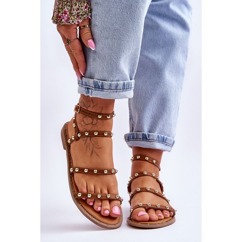 PG1 Naisten sandaalit koristeellisilla napeilla Ruskea Dorothy 1