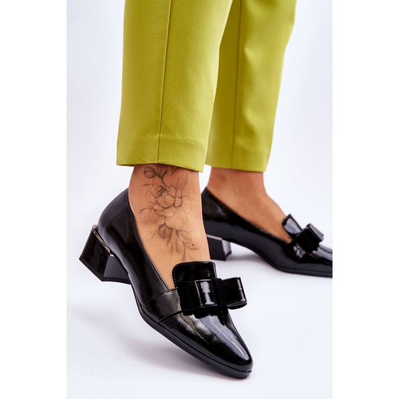 Vinceza Muodikkaat kiiltonahkapumput, joissa koristeellinen rusetti Shira Black musta 2