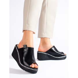 Naisten mustat Shelovet-kiilatossut 2