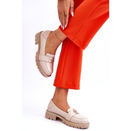 FILIPCZYK Tyylikkäät vaaleabeiget nahkaiset mokasiinit koristeella 2