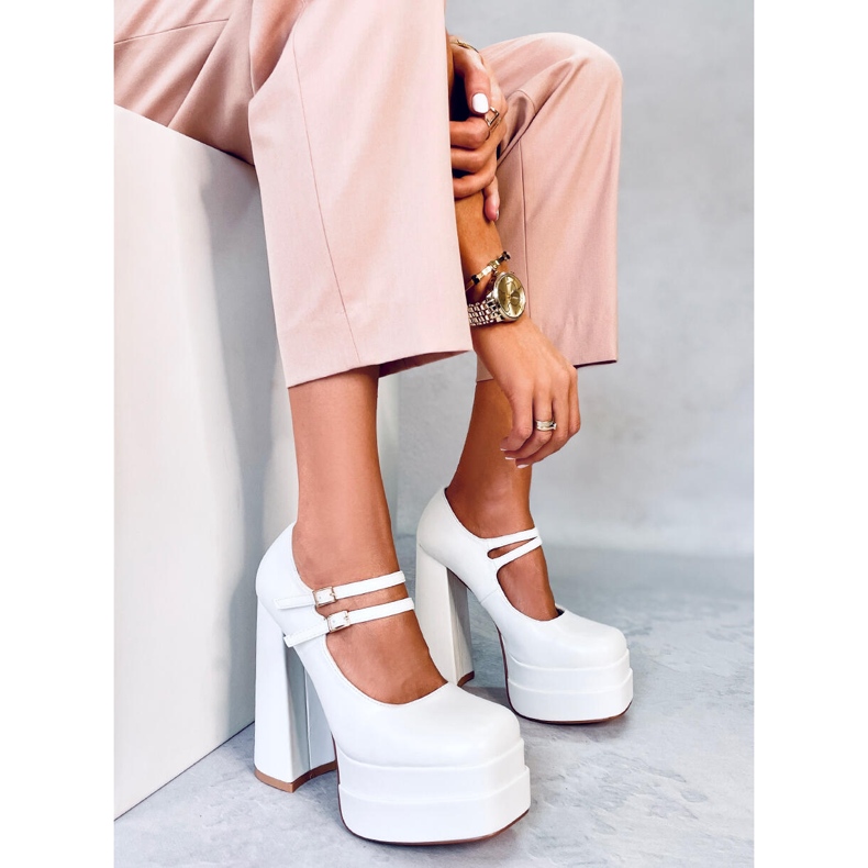 BM Loit White viljan alustapumput valkoinen 1