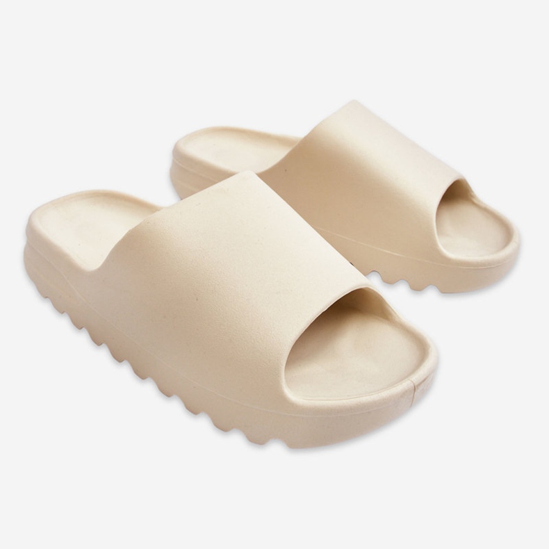 PS1 Muodikkaat tossut Vaalea beige Estella 1