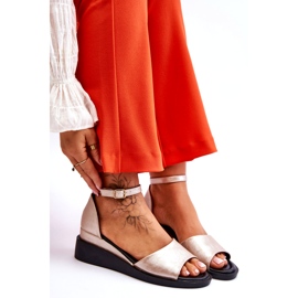 Vinceza Naisten klassiset nahkasandaalit Kultainen Truett 4