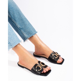 Tyylikkäät mustat sandaalit Shelovet-soljella 1