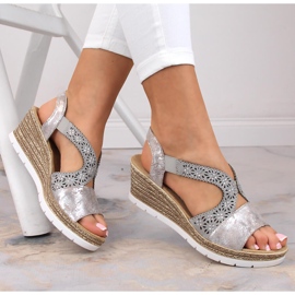 Mukavat naisten slip-on sandaalit joustavalla Rieker 61916-91 monivärinen 1