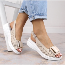 Naisten mukavat nahkaiset kiila sandaalit beige S.Barski BN291 1