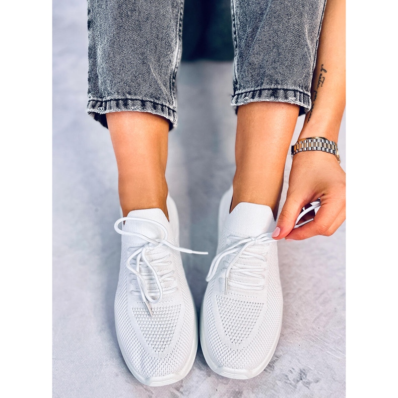 Dambro H/WHITE sukkaurheilukengät valkoinen 1