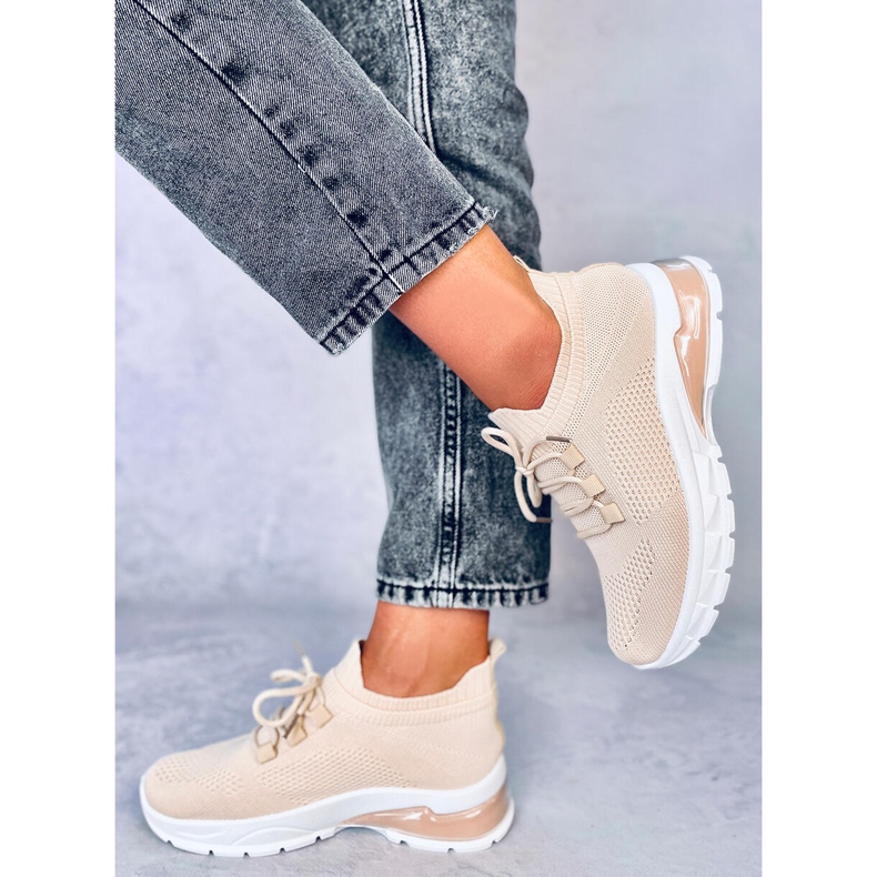 Caruso Beige urheilukengät 1