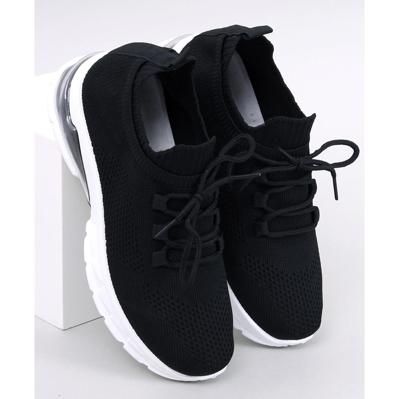 BM Caruso Mustat urheilukengät 1