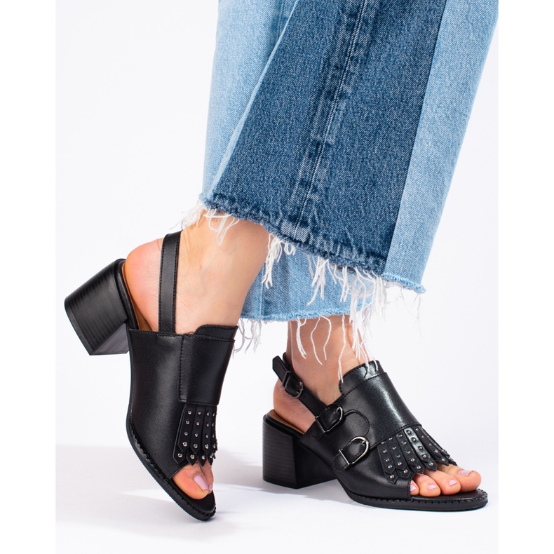 Nahkaiset sandaalit suihkuilla LA.FI musta 1