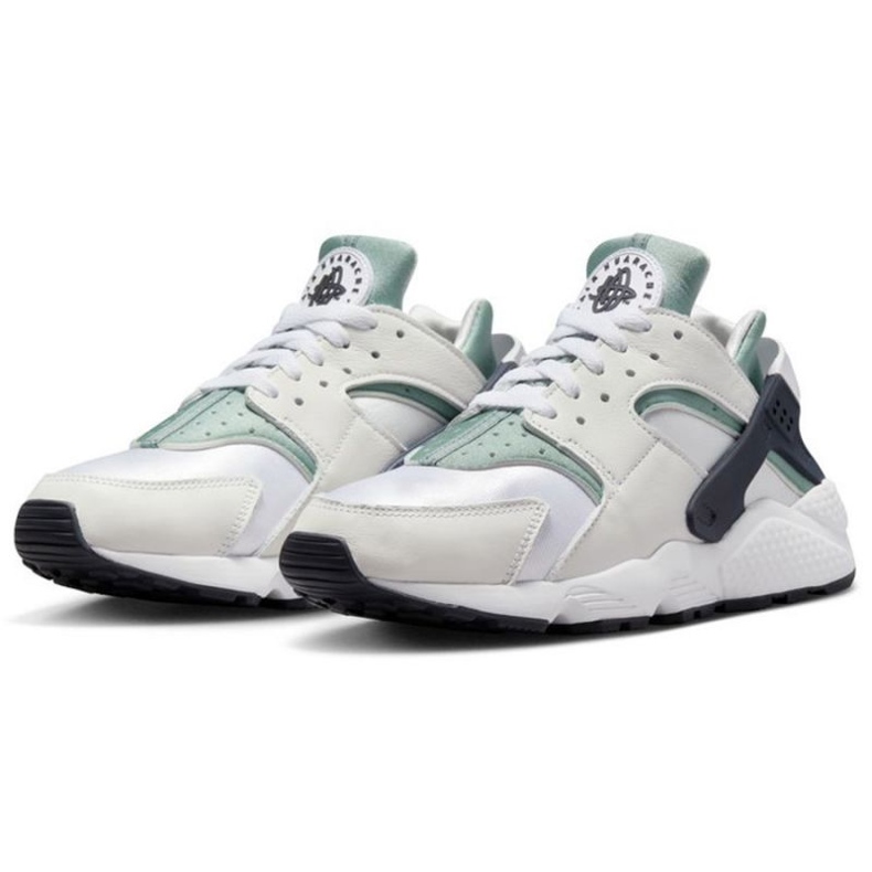 Nike Air Huarache Mica Green W DH4439 110 kengät valkoinen 1