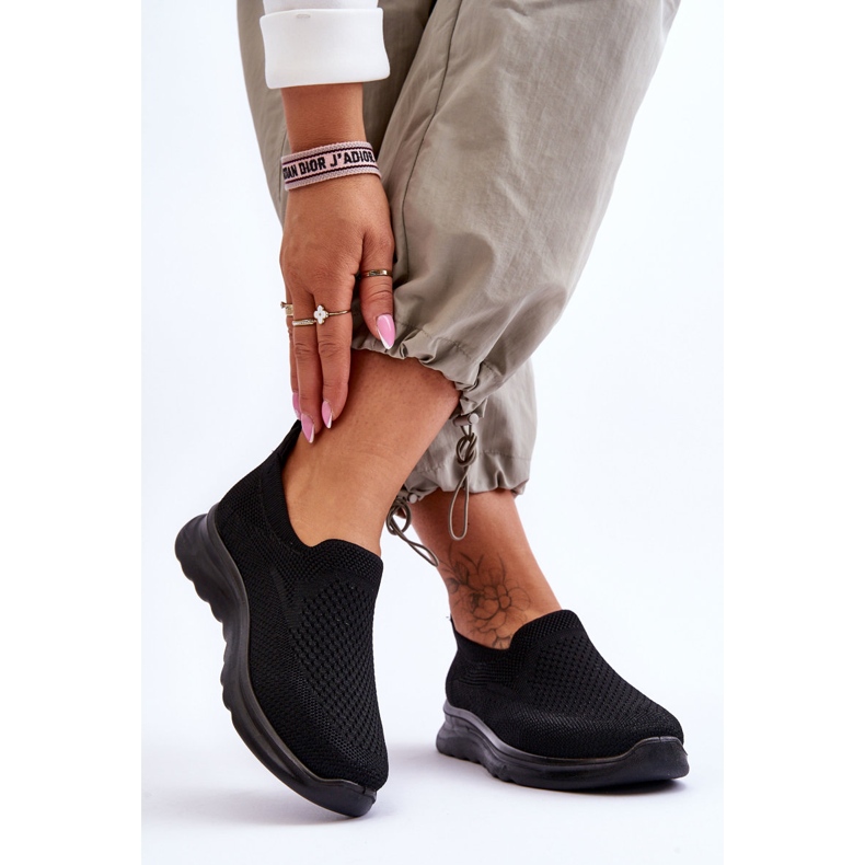 Naisten mustat välilehdet 2