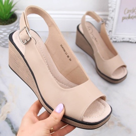 Mukavat naisten nahkaiset kiila sandaalit Filippo DS4508 beige 1