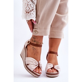Naisten Wedge Sandaalit Vaalea beige Daphne 1