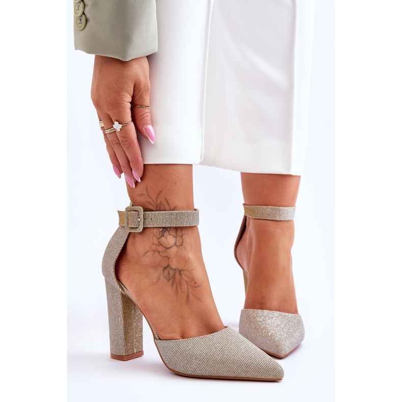 Kiiltävät korkeakorkoiset pumput Gold True Love kultainen 1