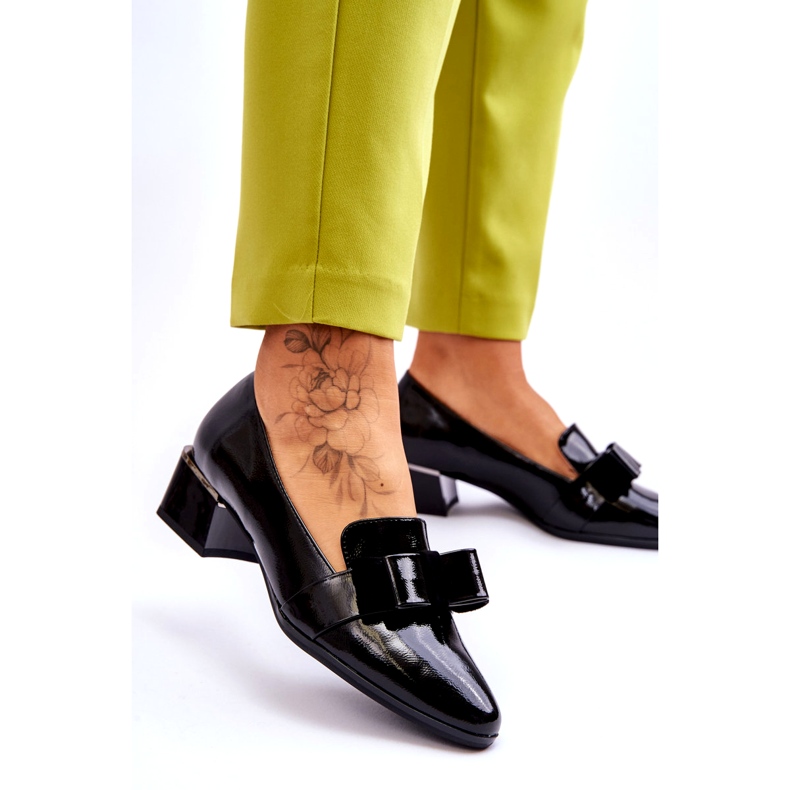 Vinceza Muodikkaat kiiltonahkapumput, joissa koristeellinen rusetti Shira Black musta 2