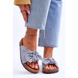 FJ1 Varvastossut korkkitasolla, jossa on juhlava valkoinen ja sininen raidat 1