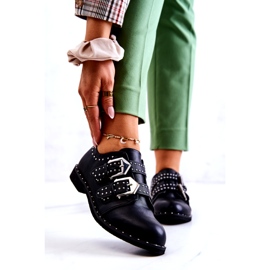 LU BOO Naisten ekosilan kengät soljilla ja nastat mustalla 1