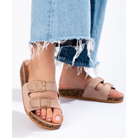 Goodin Mukavat tossut soljilla beige 1