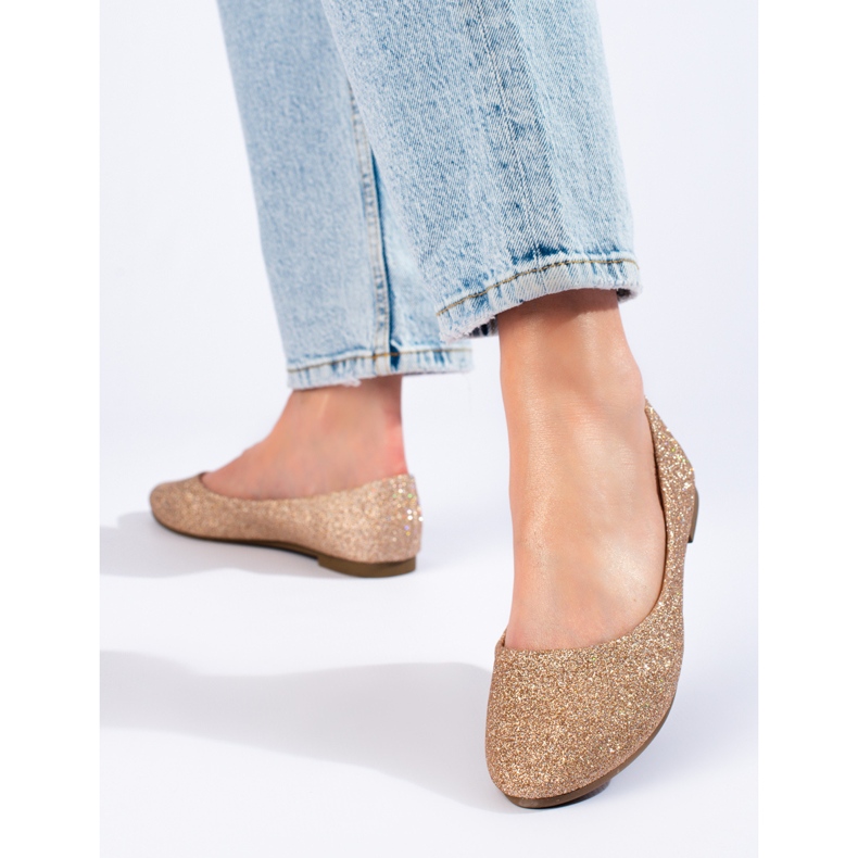 W. Potocki Potockin kultaiset brokadibaleriinat kultainen 1