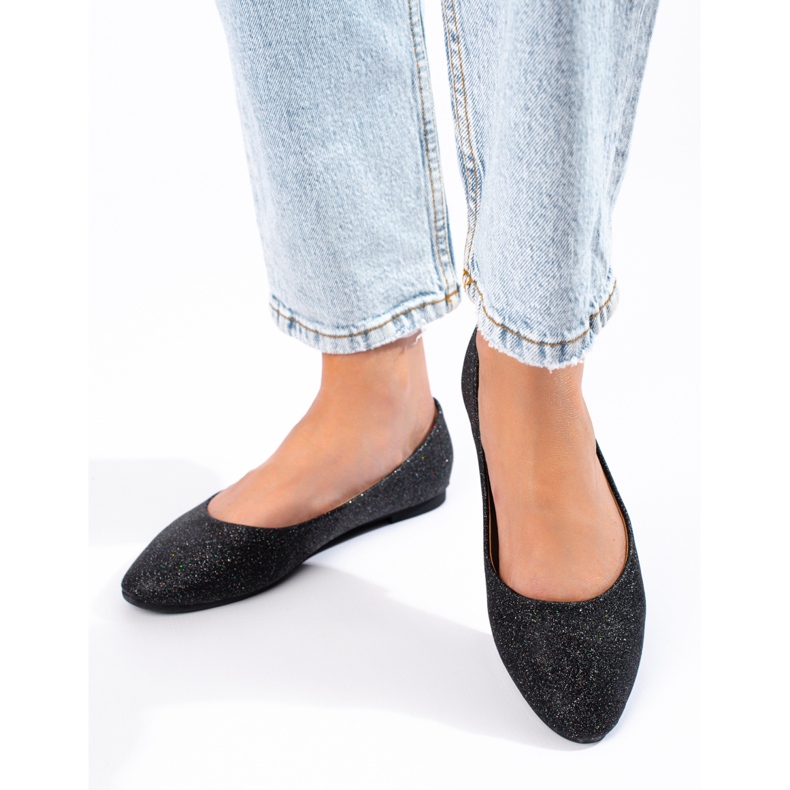 W. Potocki Potockin mustat brokadibaleriinat 1