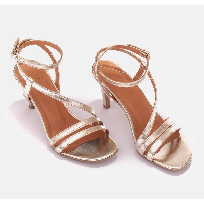 Marco Shoes Sandaalit korkealla korolla kultainen 1